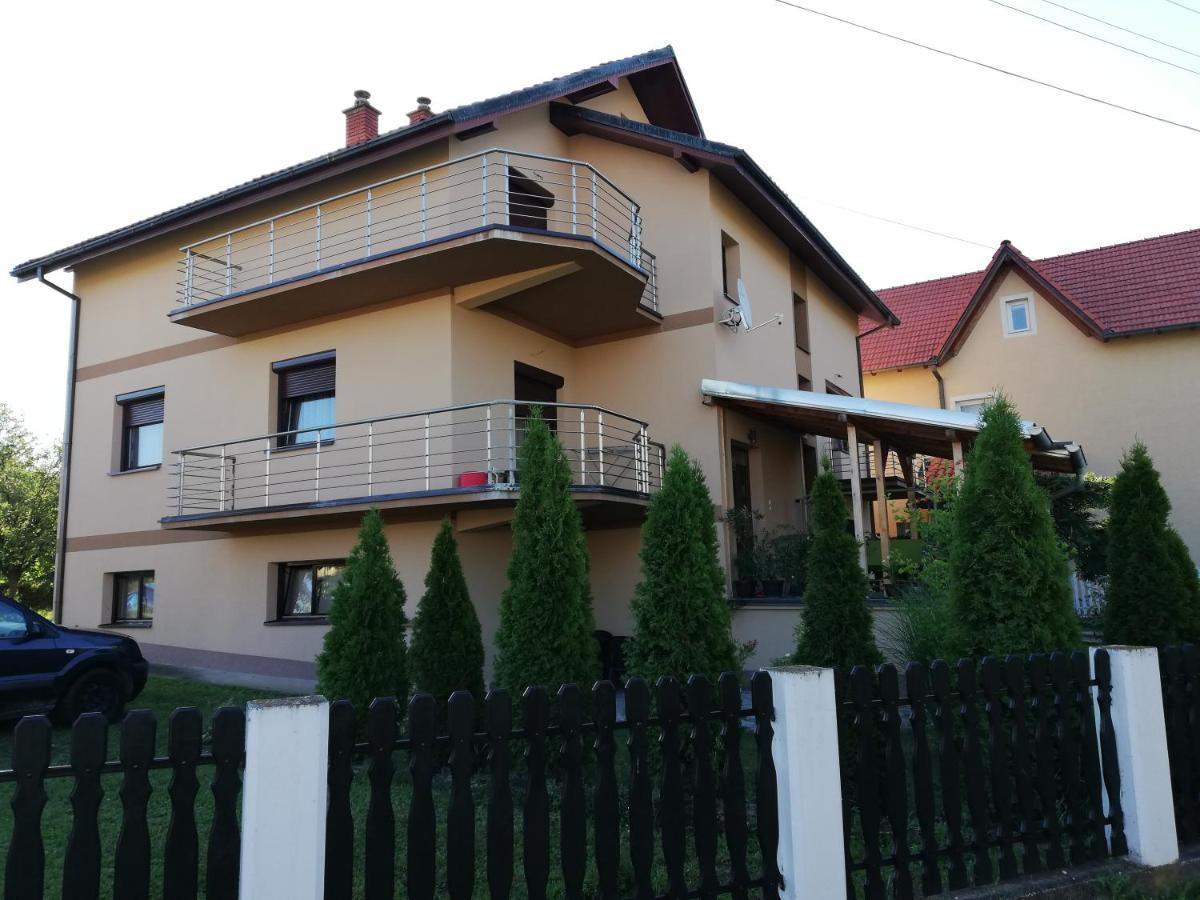 Apartmani Tvins Сокобаня Экстерьер фото